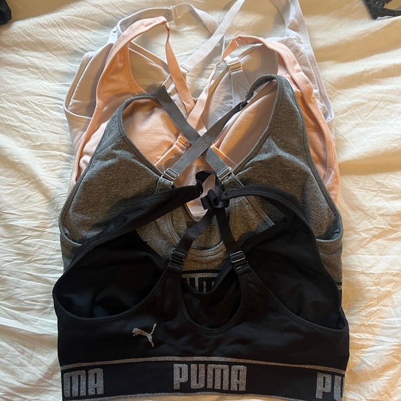 4 Pack Woman’s Puma Sport Bras - Picture 2 of 3